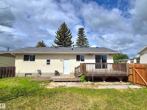 3729 54 Street, Wetaskiwin, AB - Outdoor With Deck Patio Veranda