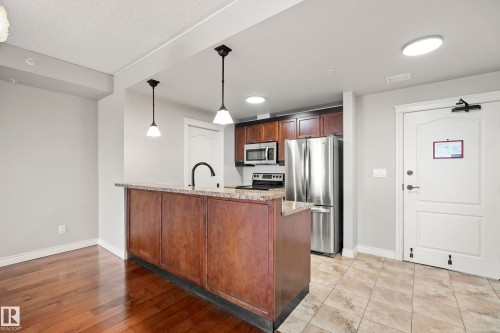 #612 33 Fifth Av, Spruce Grove, AB - Indoor Photo Showing Kitchen