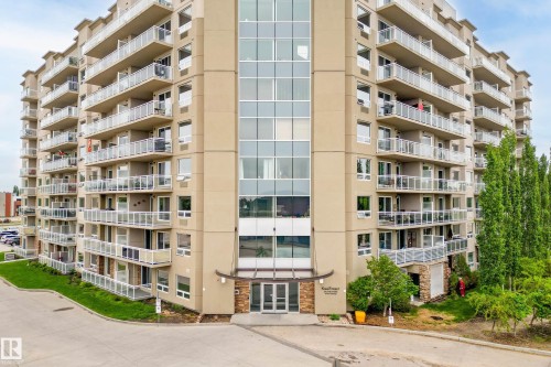 #612 33 Fifth Av, Spruce Grove, AB - Outdoor With Facade
