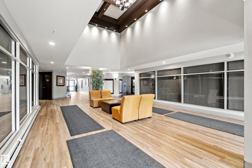 #612 33 Fifth Av, Spruce Grove, AB - Indoor Photo Showing Other Room