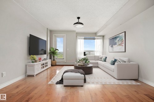 #612 33 Fifth Av, Spruce Grove, AB - Indoor Photo Showing Living Room