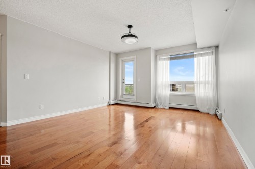 #612 33 Fifth Av, Spruce Grove, AB - Indoor Photo Showing Other Room