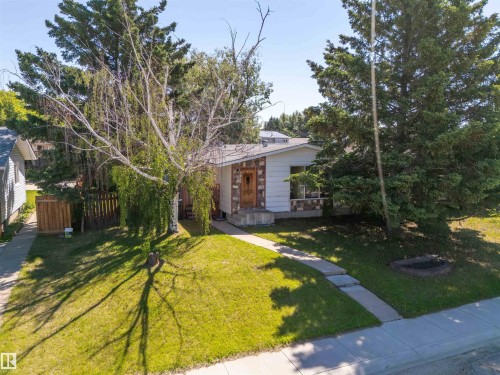 5017 45 Street, Cold Lake, AB 