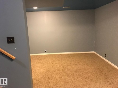 1704 37 Street, Edmonton, AB 