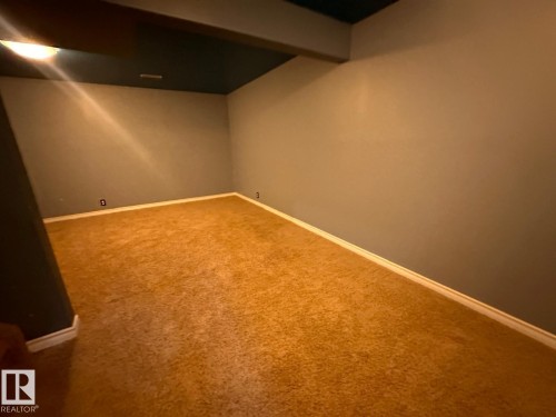 1704 37 Street, Edmonton, AB 