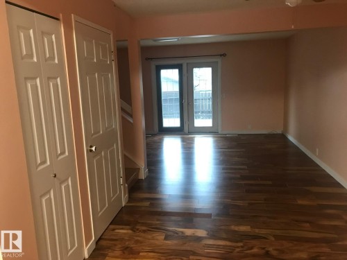 1704 37 Street, Edmonton, AB 
