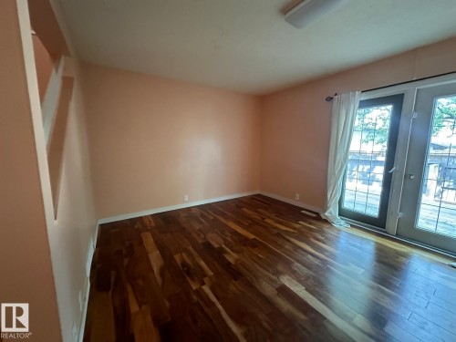 1704 37 Street, Edmonton, AB 