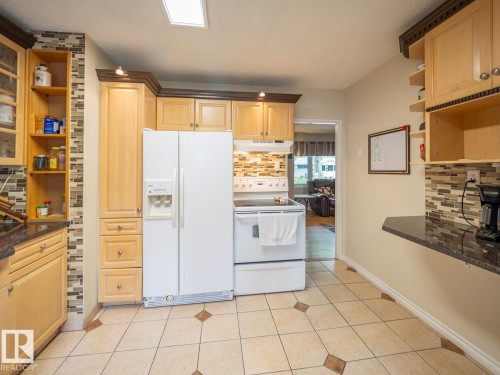 37 Sunnyside Crescent, St. Albert, AB 