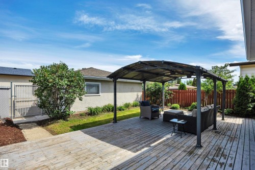 7512 152A Avenue, Edmonton, AB 