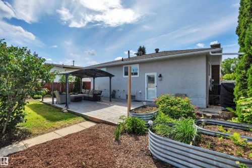 7512 152A Avenue, Edmonton, AB 