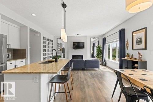 8023 Evans Crescent, Edmonton, AB 