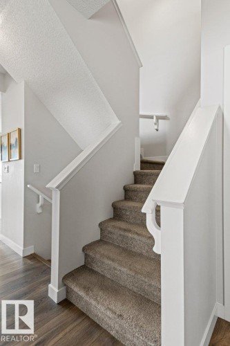 8023 Evans Crescent, Edmonton, AB 