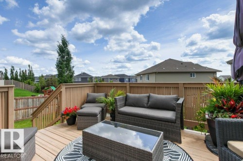 8023 Evans Crescent, Edmonton, AB 