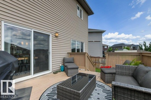 8023 Evans Crescent, Edmonton, AB 