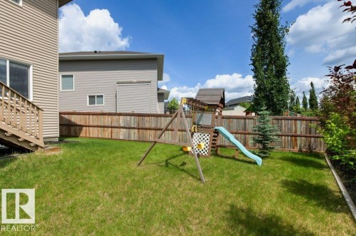 8023 Evans Crescent, Edmonton, AB 