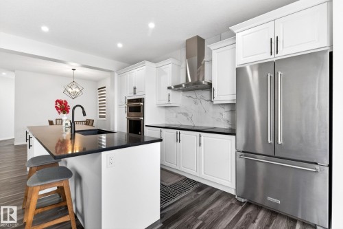 2255 Donaghey Way, Edmonton, AB - Indoor Photo Showing Kitchen With Upgraded Kitchen