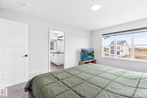 2255 Donaghey Way, Edmonton, AB - Indoor Photo Showing Bedroom