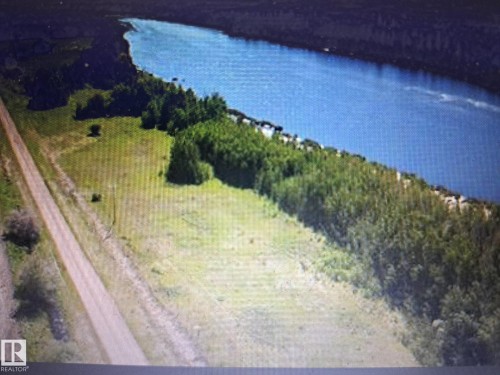 Image quality insufficient for description - Twp Rd 610 Rr 245, Rural Westlock County, AB 