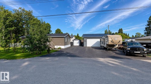 4707 52A Street   Rural Lac Ste. Anne County, AB T0E 0A0
