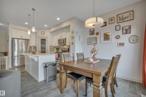560 Sturtz Link, Leduc, AB 