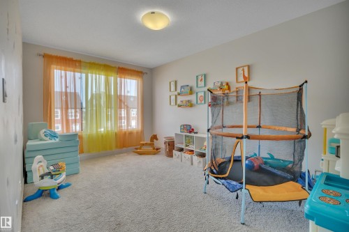 560 Sturtz Link, Leduc, AB 