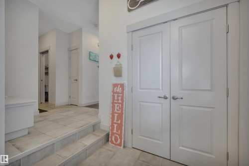 560 Sturtz Link, Leduc, AB 