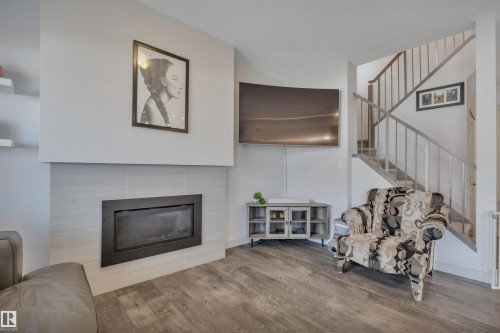 560 Sturtz Link, Leduc, AB 