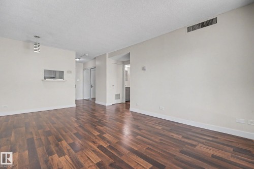 304 10140 120 Street, Edmonton, AB 