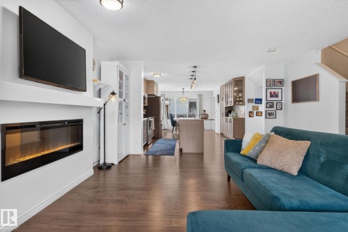 2602 Coughlan Road, Edmonton, AB 