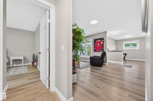 3412 142 Avenue, Edmonton, AB - Indoor Photo Showing Other Room