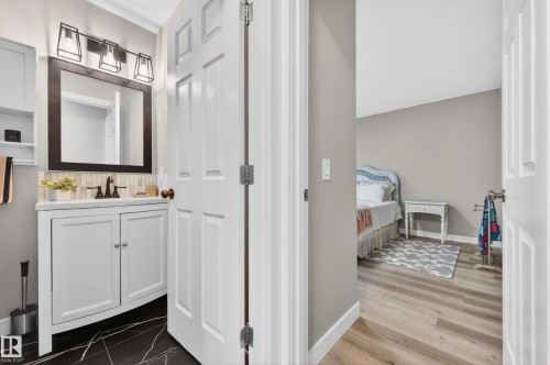 3412 142 Avenue, Edmonton, AB - Indoor Photo Showing Other Room