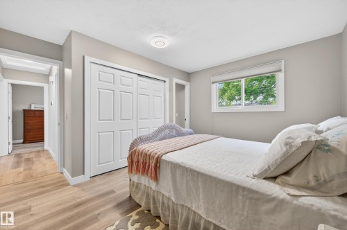 3412 142 Avenue, Edmonton, AB - Indoor Photo Showing Bedroom