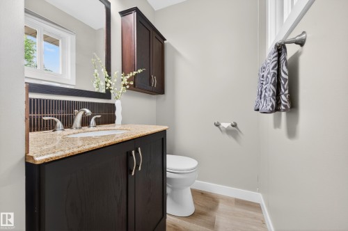 3412 142 Avenue, Edmonton, AB - Indoor Photo Showing Bathroom