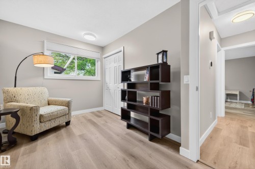 3412 142 Avenue, Edmonton, AB - Indoor
