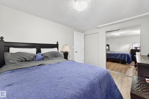 3412 142 Avenue, Edmonton, AB - Indoor Photo Showing Bedroom