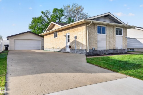 3412 142 Avenue, Edmonton, AB - Outdoor