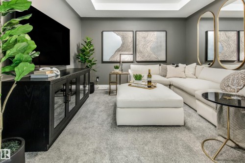 17423 7 Street, Edmonton, AB - Indoor Photo Showing Living Room