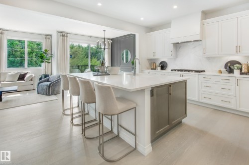 17423 7 Street, Edmonton, AB - Indoor Photo Showing Kitchen With Upgraded Kitchen