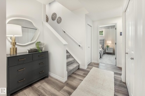 17423 7 Street, Edmonton, AB - Indoor Photo Showing Other Room