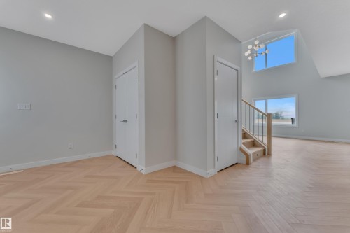 377 Linden Loop, Leduc, AB 