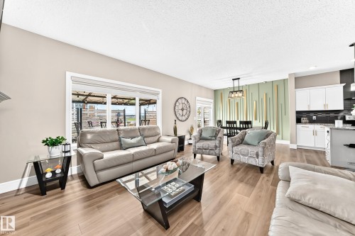 1239 24 Avenue, Edmonton, AB 