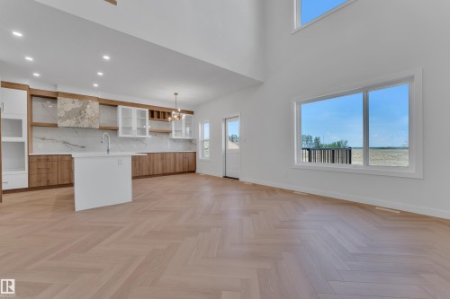 379 Linden Loop, Leduc, AB 