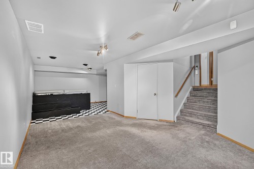 12443 55 Street, Edmonton, AB 