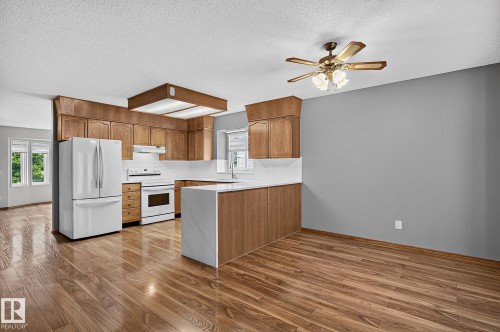 12443 55 Street, Edmonton, AB 