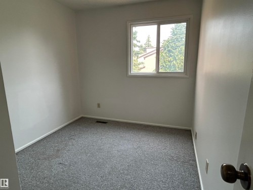 7117 180 Street, Edmonton, AB 