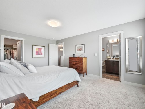 1277 Starling Drive, Edmonton, AB - Indoor Photo Showing Bedroom