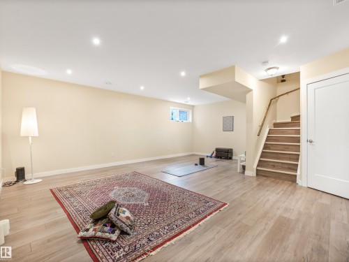1277 Starling Drive, Edmonton, AB - Indoor