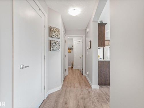 1277 Starling Drive, Edmonton, AB - Indoor Photo Showing Other Room