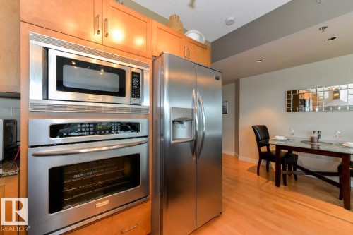 302 9316 82 Avenue, Edmonton, AB 