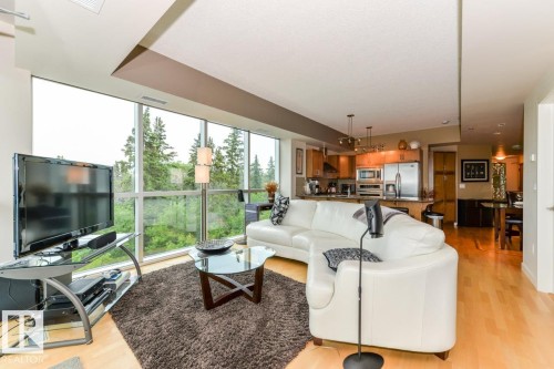 302 9316 82 Avenue, Edmonton, AB 